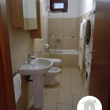 L'arco Di Vicolo Dei Tintori * Сполето